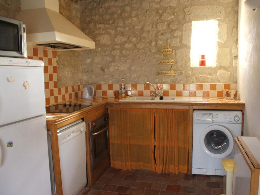 Manoir De La Rousselliere Aparthotel Лош Стая снимка