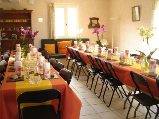 Manoir De La Rousselliere Aparthotel Лош Стая снимка