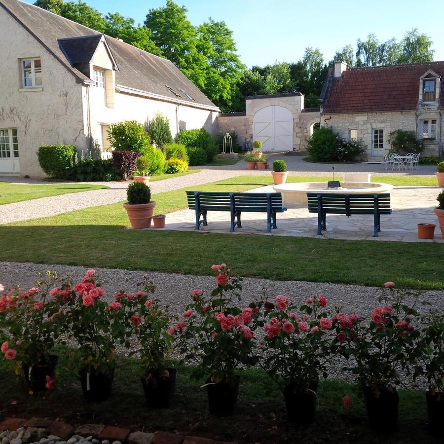 Manoir De La Rousselliere Aparthotel Лош Екстериор снимка